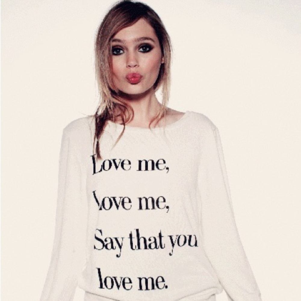 Wildfox Lovefool “Love Me Love Me” Graphic Pullover Sweatshirt Small - Picture 1 of 8